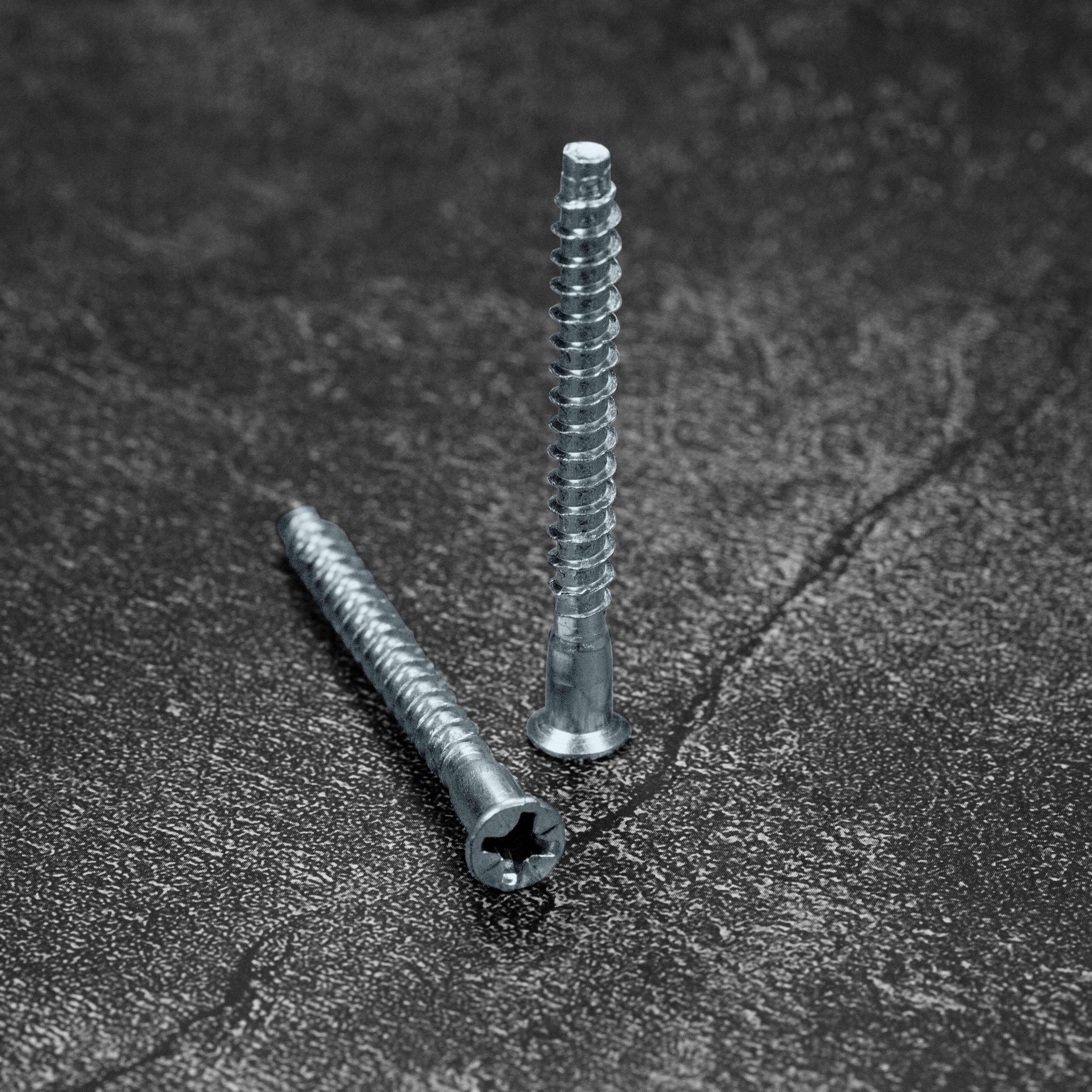 Cross recessed countersunk head screw